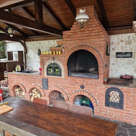 Готель Casa Andrei Оршова Екстер'єр фото
