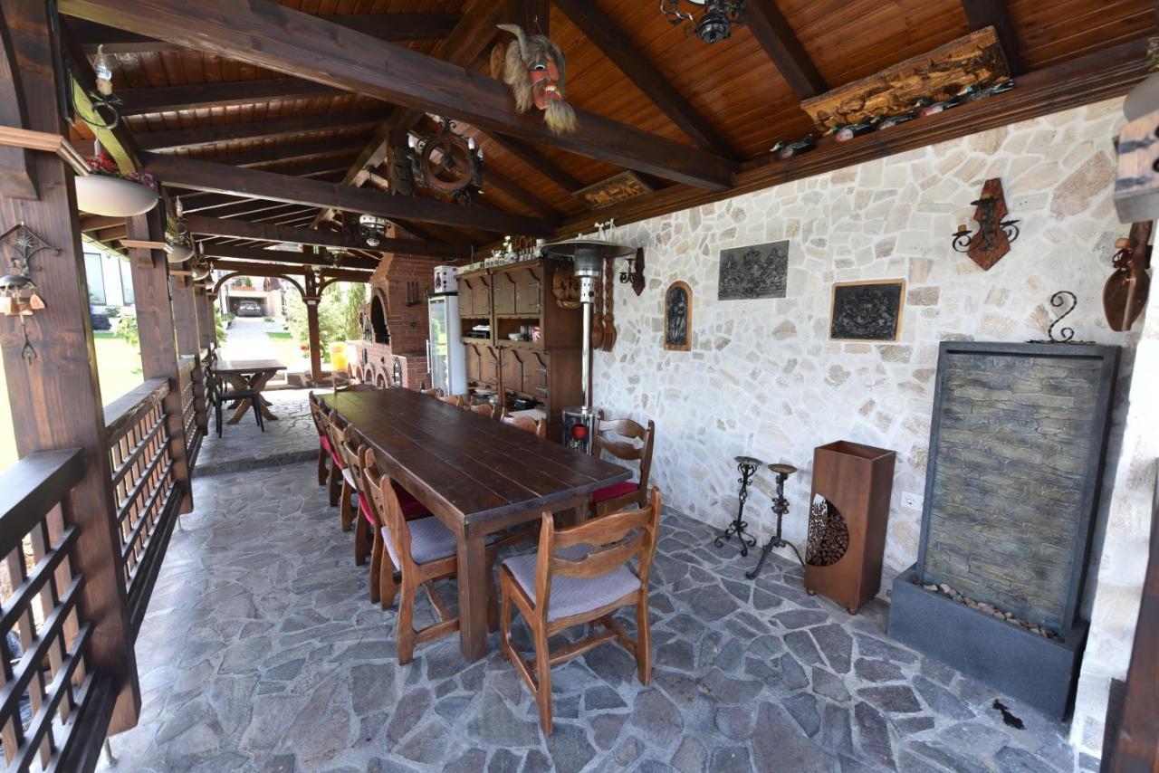 Готель Casa Andrei Оршова Екстер'єр фото